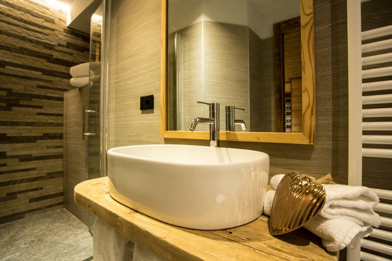 Alpine Rooms Guesthouse Брей-Червінія Екстер'єр фото