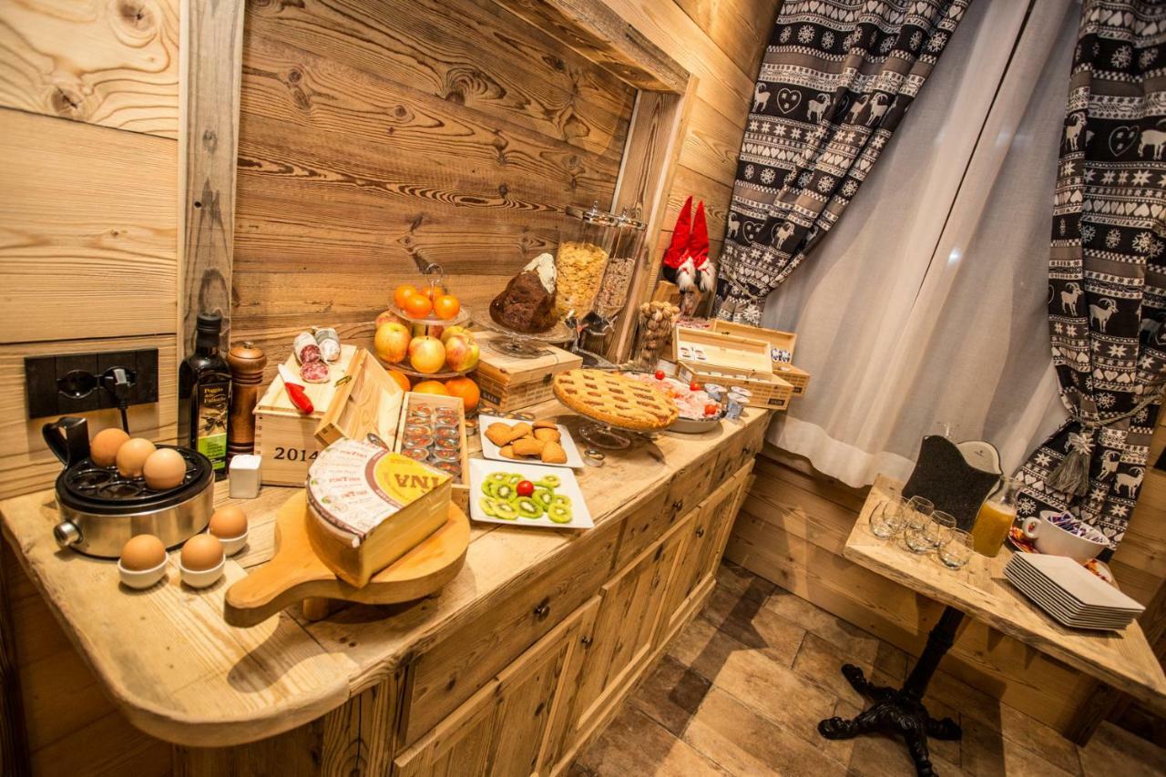 Alpine Rooms Guesthouse Брей-Червінія Екстер'єр фото