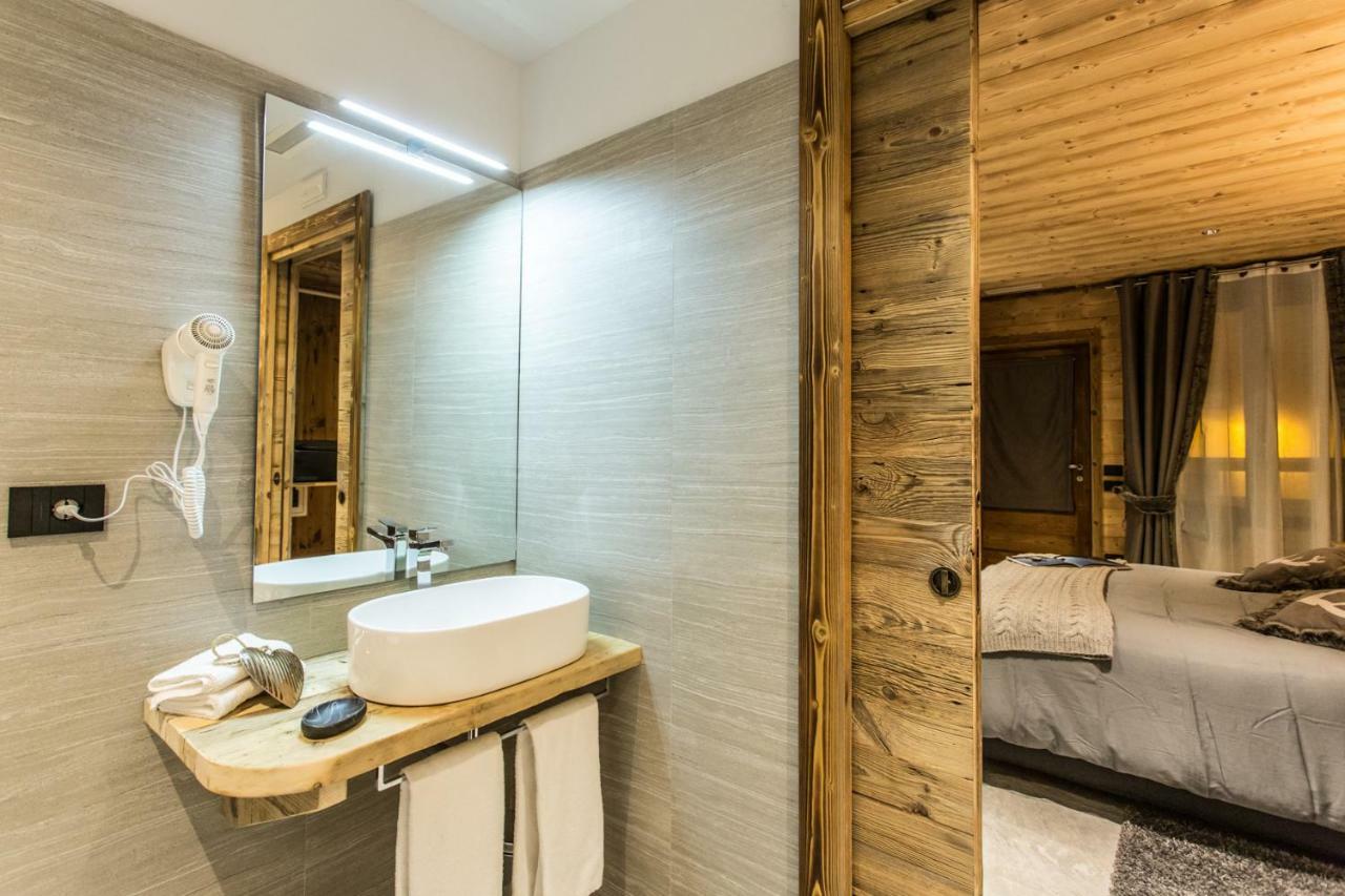 Alpine Rooms Guesthouse Брей-Червінія Екстер'єр фото
