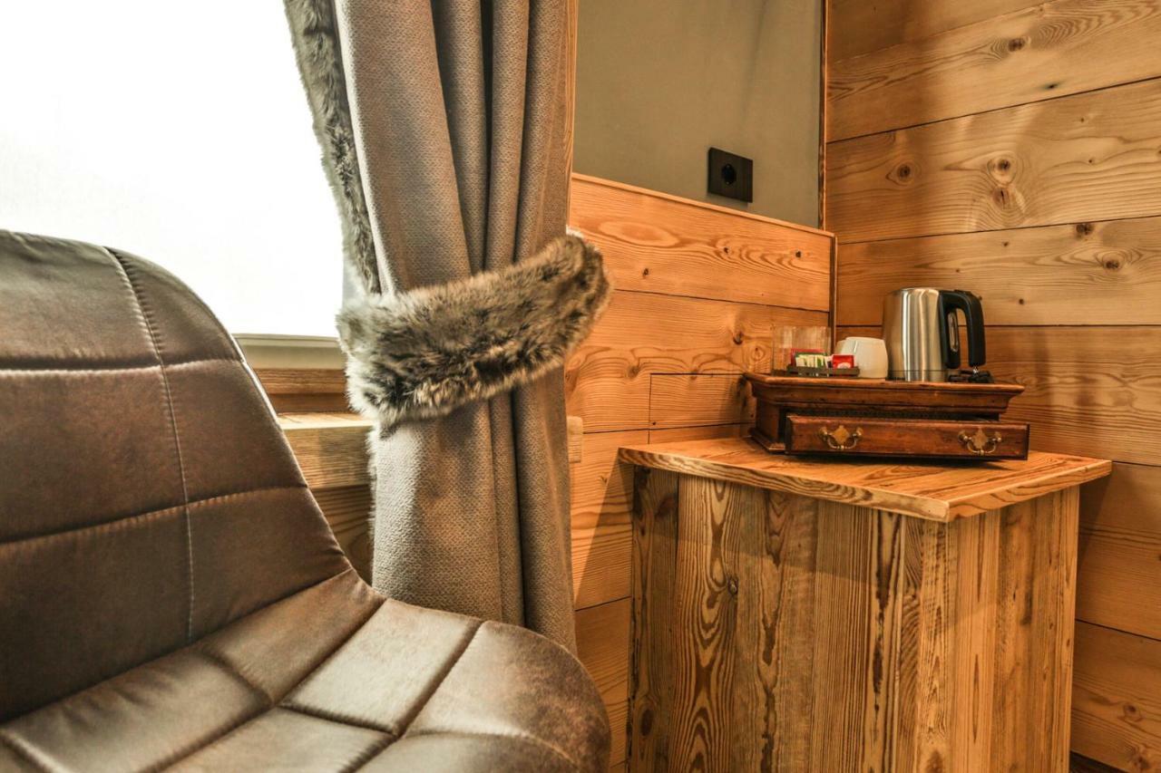 Alpine Rooms Guesthouse Брей-Червінія Екстер'єр фото