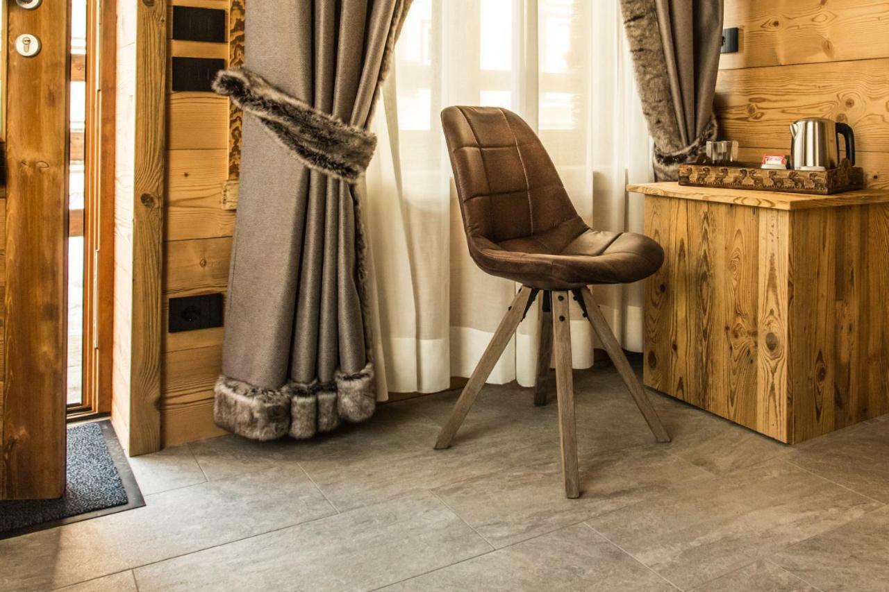 Alpine Rooms Guesthouse Брей-Червінія Екстер'єр фото